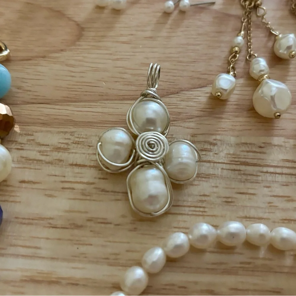 Mixed Vintage Pearl Jewelry Bundle / Grab Bag - Picture 6 of 10